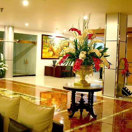 Grand Royal Taliwang Hotel Kültér fotó