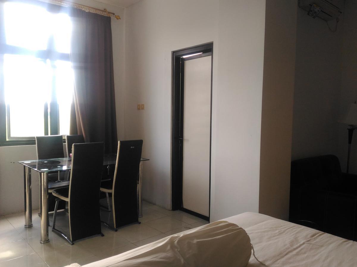 Grand Royal Taliwang Hotel Kültér fotó