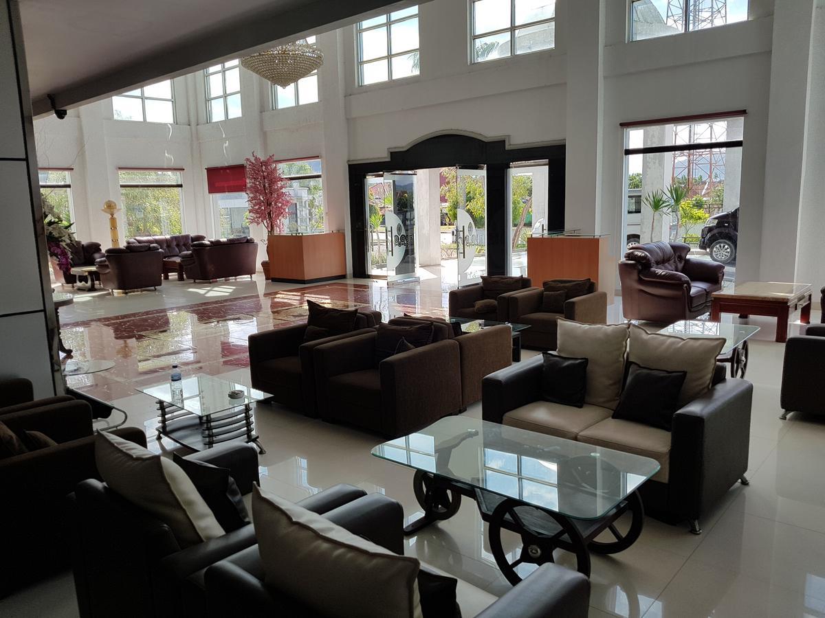 Grand Royal Taliwang Hotel Kültér fotó