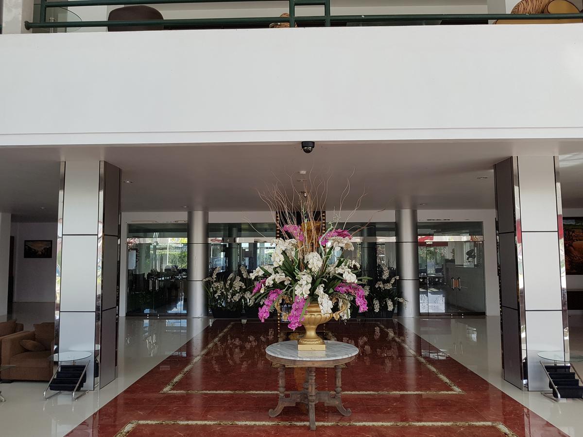 Grand Royal Taliwang Hotel Kültér fotó