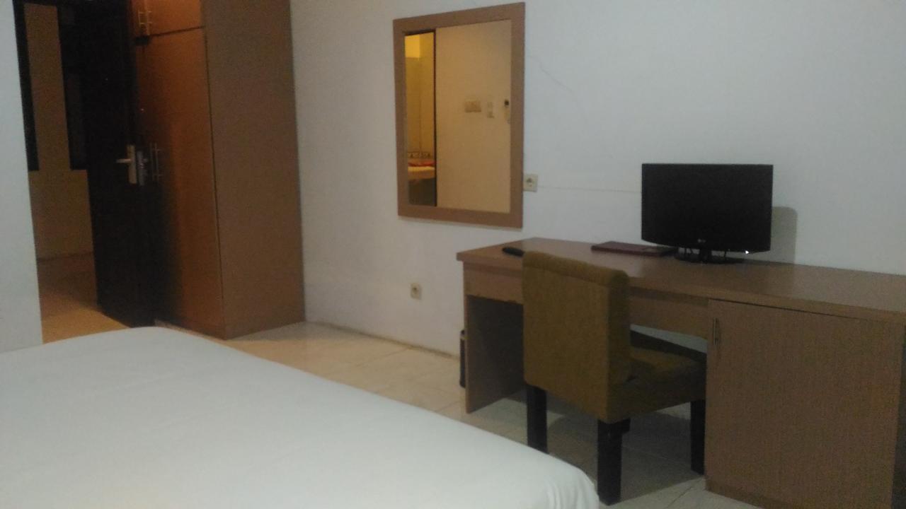 Grand Royal Taliwang Hotel Szoba fotó