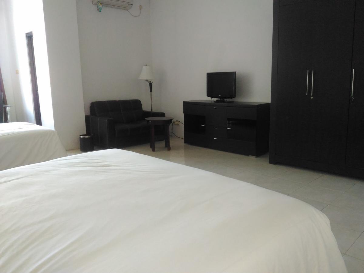 Grand Royal Taliwang Hotel Szoba fotó